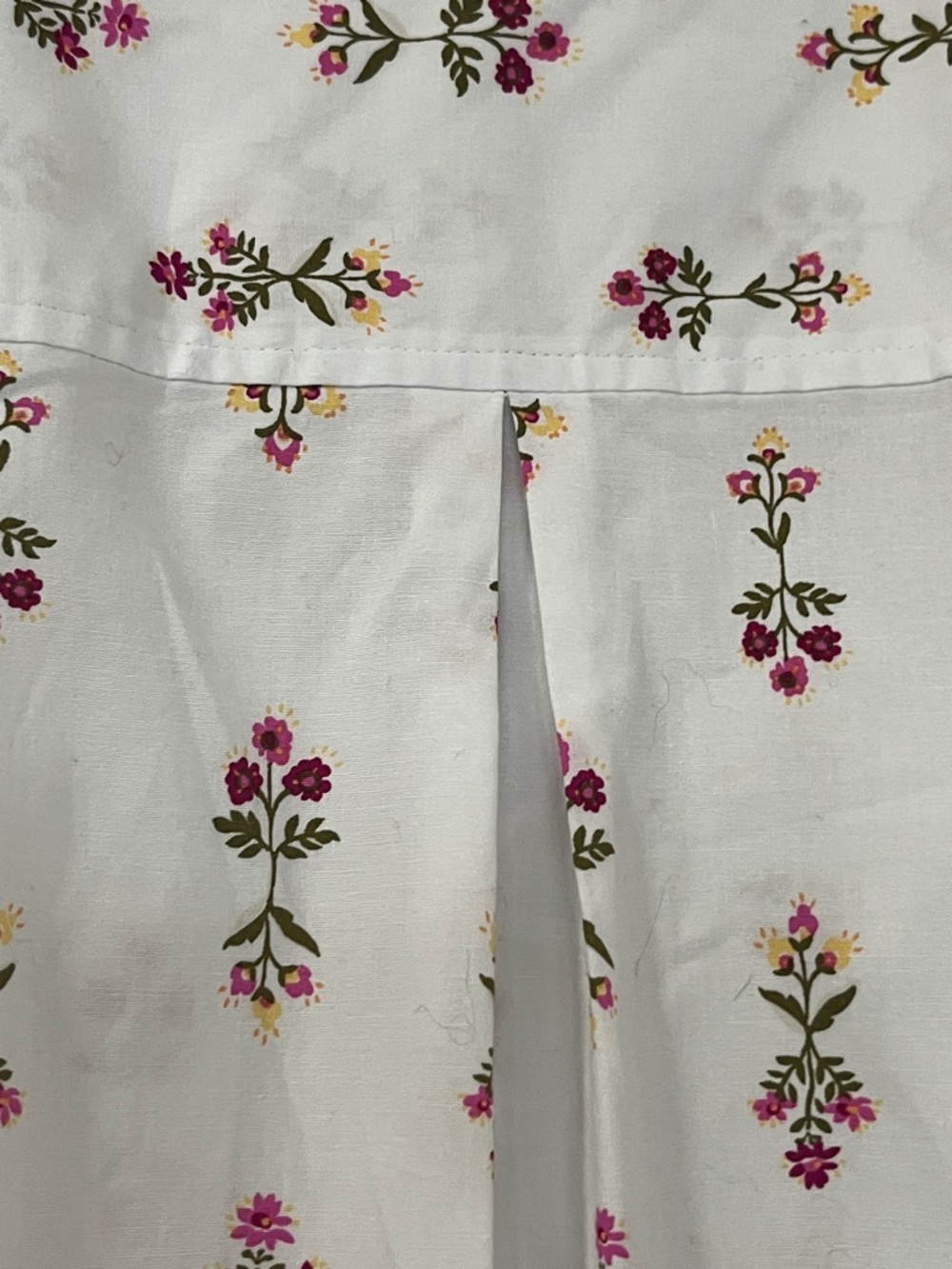 croft & barrow White Button Shirt with Pink and Green Floral Print - Picture 8 of 10